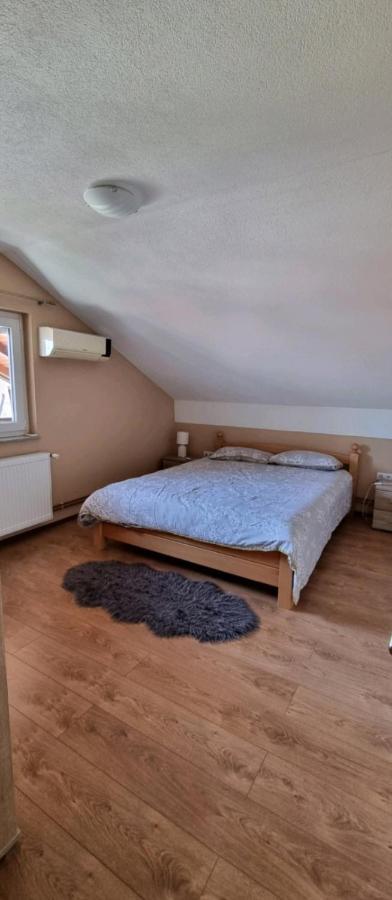 Apartman Avram Kotor Varos Eksteriør bilde
