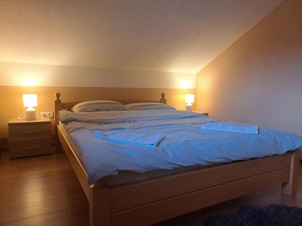 Apartman Avram Kotor Varos Eksteriør bilde