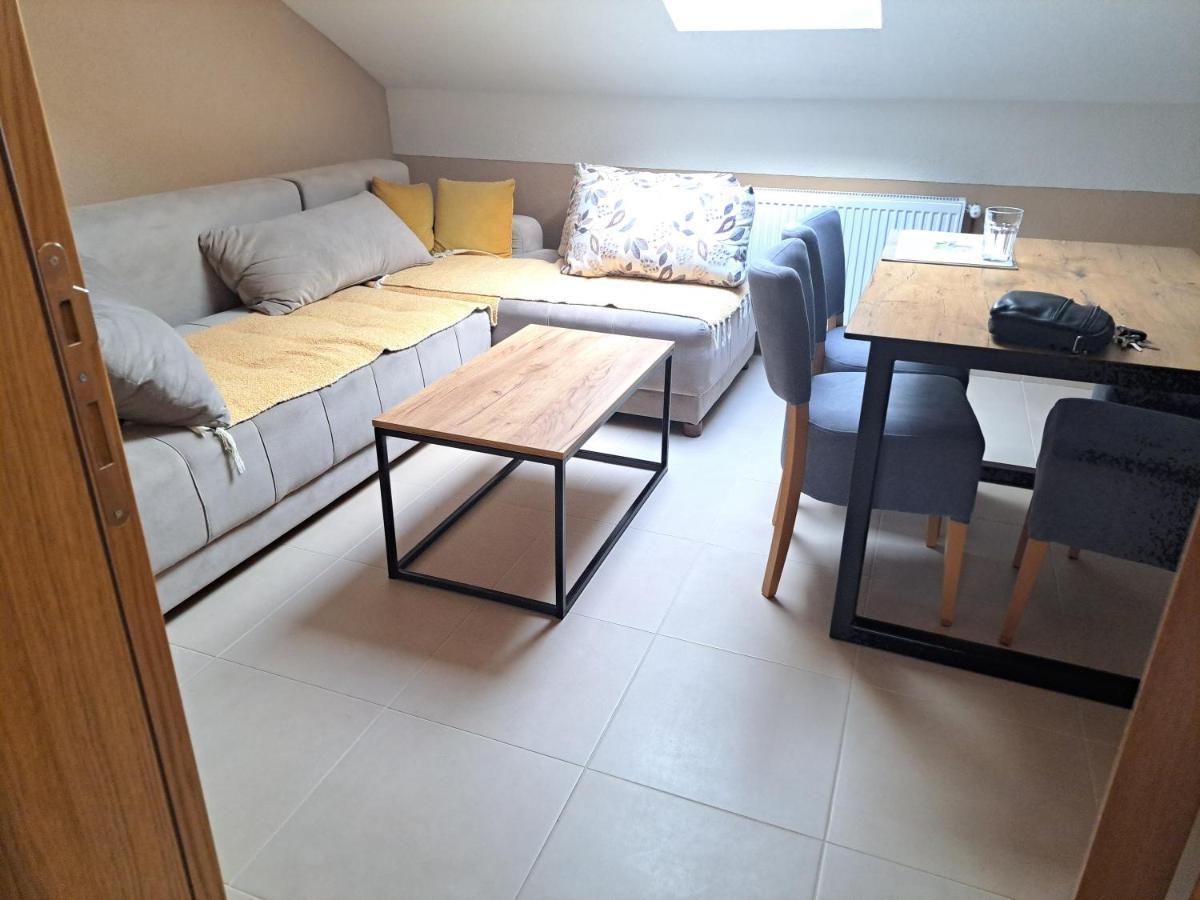 Apartman Avram Kotor Varos Eksteriør bilde